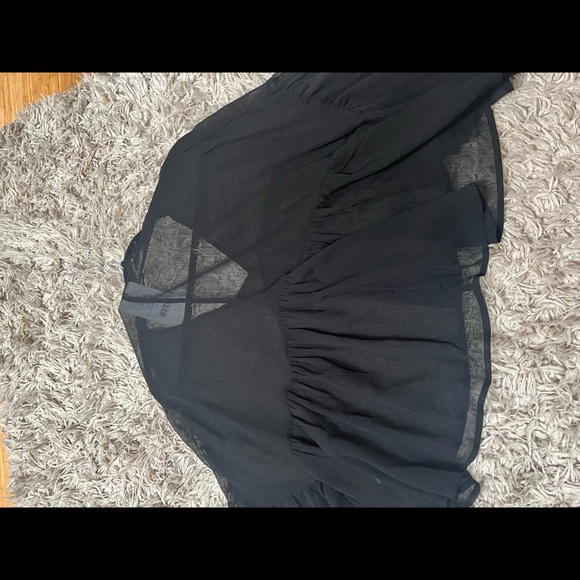 NA-KD BLACK BLOUSE - Picture 4 of 4